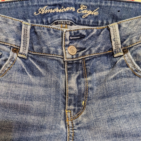 💥5 for 25 💥 American Eagle Artist distressed crop jeans 👖size 12 - Picture 1 of 16